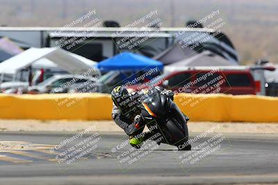 media/Apr-09-2022-SoCal Trackdays (Sat) [[c9e19a26ab]]/Turn 2 (1140am)/